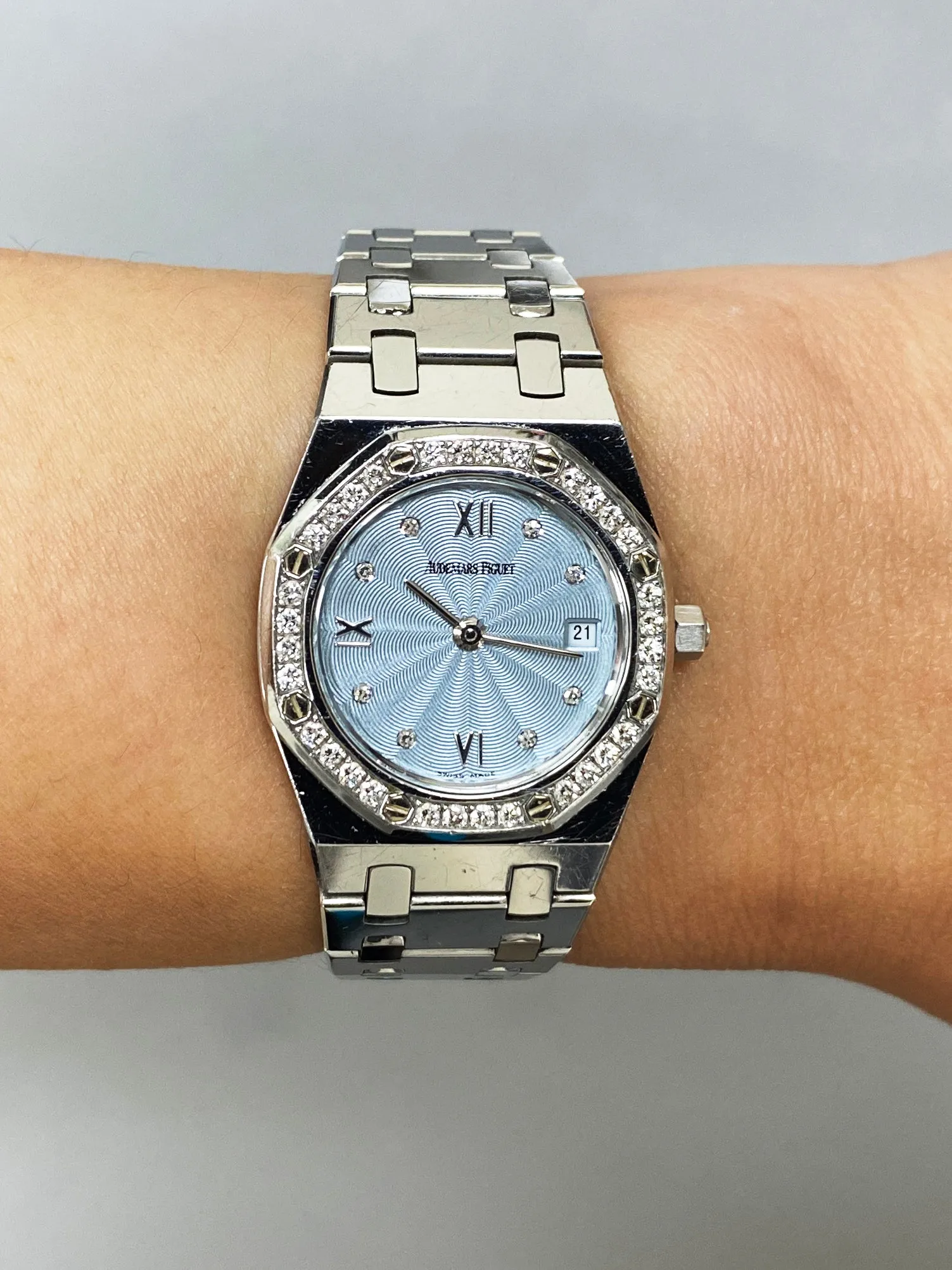 Audemars Piguet Royal Oak 67372ST Blue Dial Ladies Watch