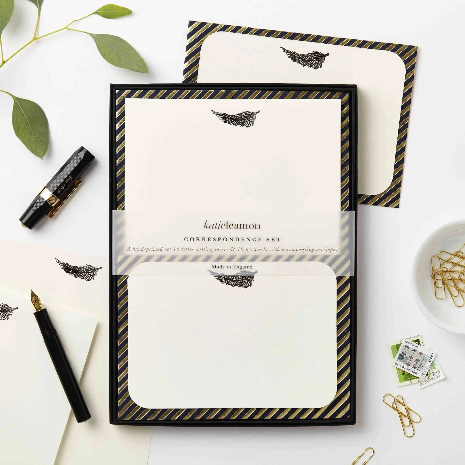 Correspondence Set, Feather