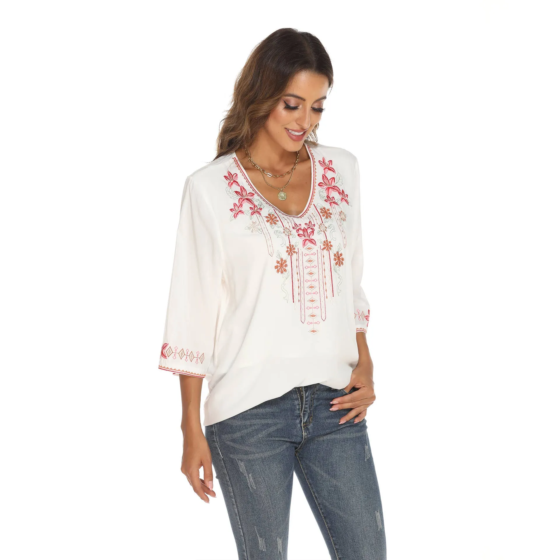 COTTON EMBROIDERED FLORAL BLOUSE_CWTBLL0837