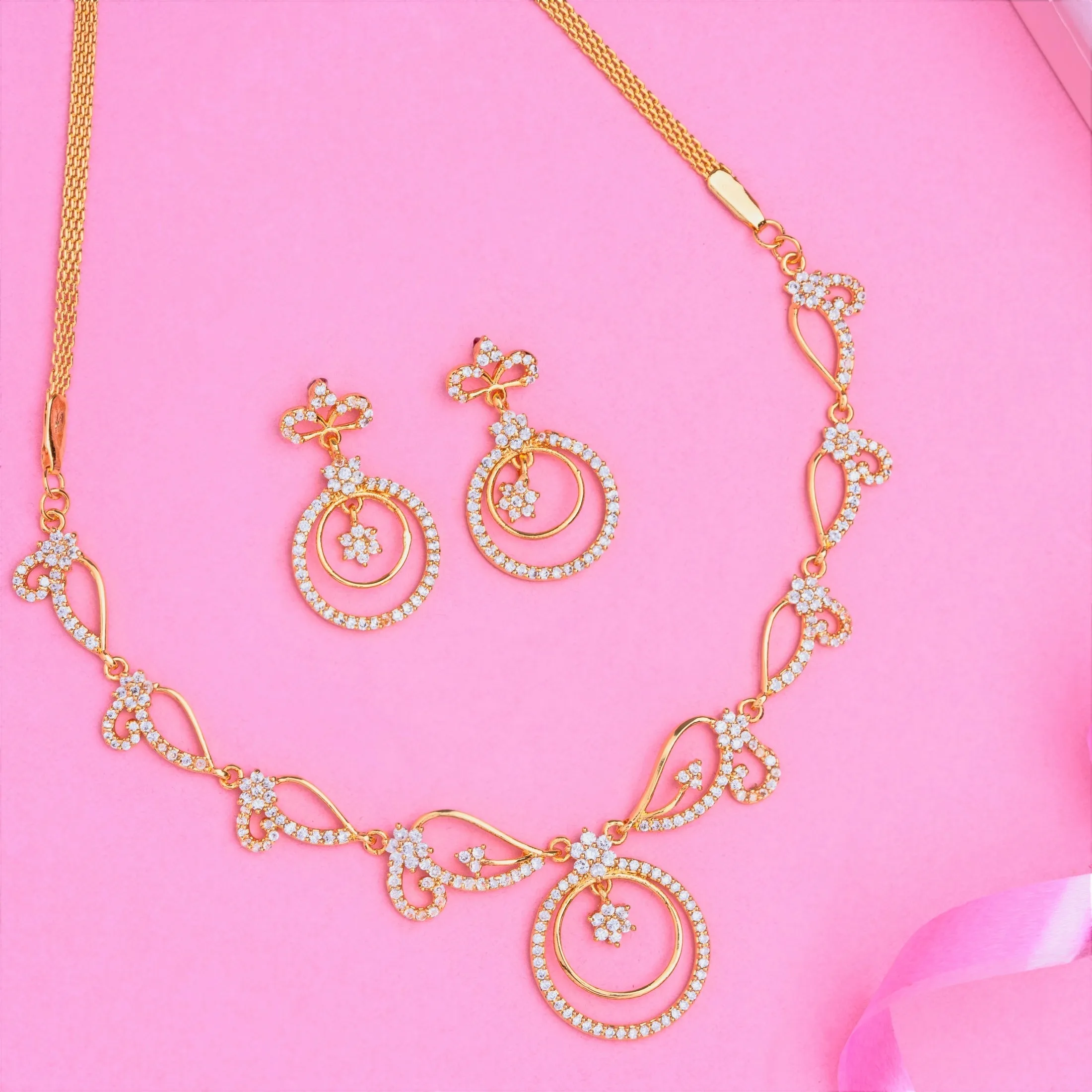 Estele - Naznin Necklace