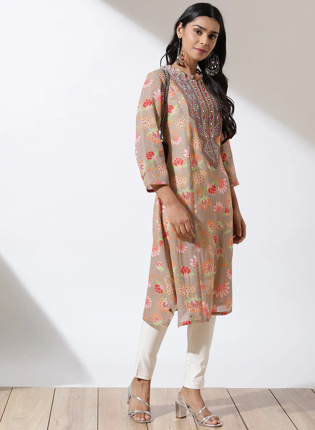 Grey Dhaage Collection Printed Kurta With Embroidery