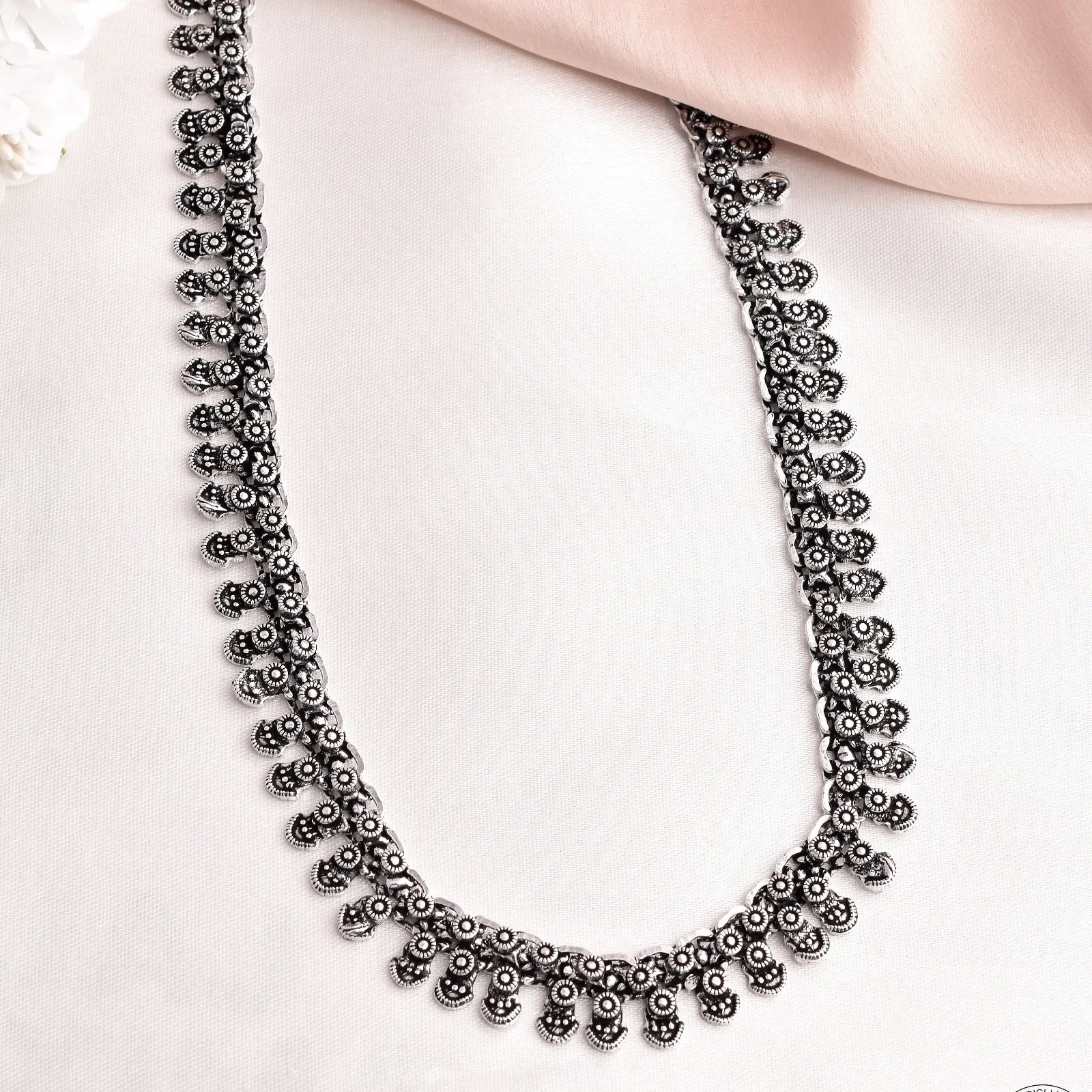 Kavish Kolhapuri Necklace