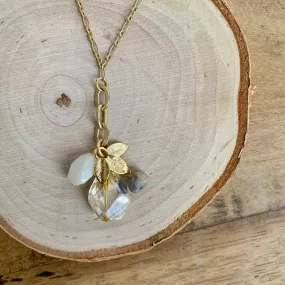 Short Gold Cluster Pendent Necklace