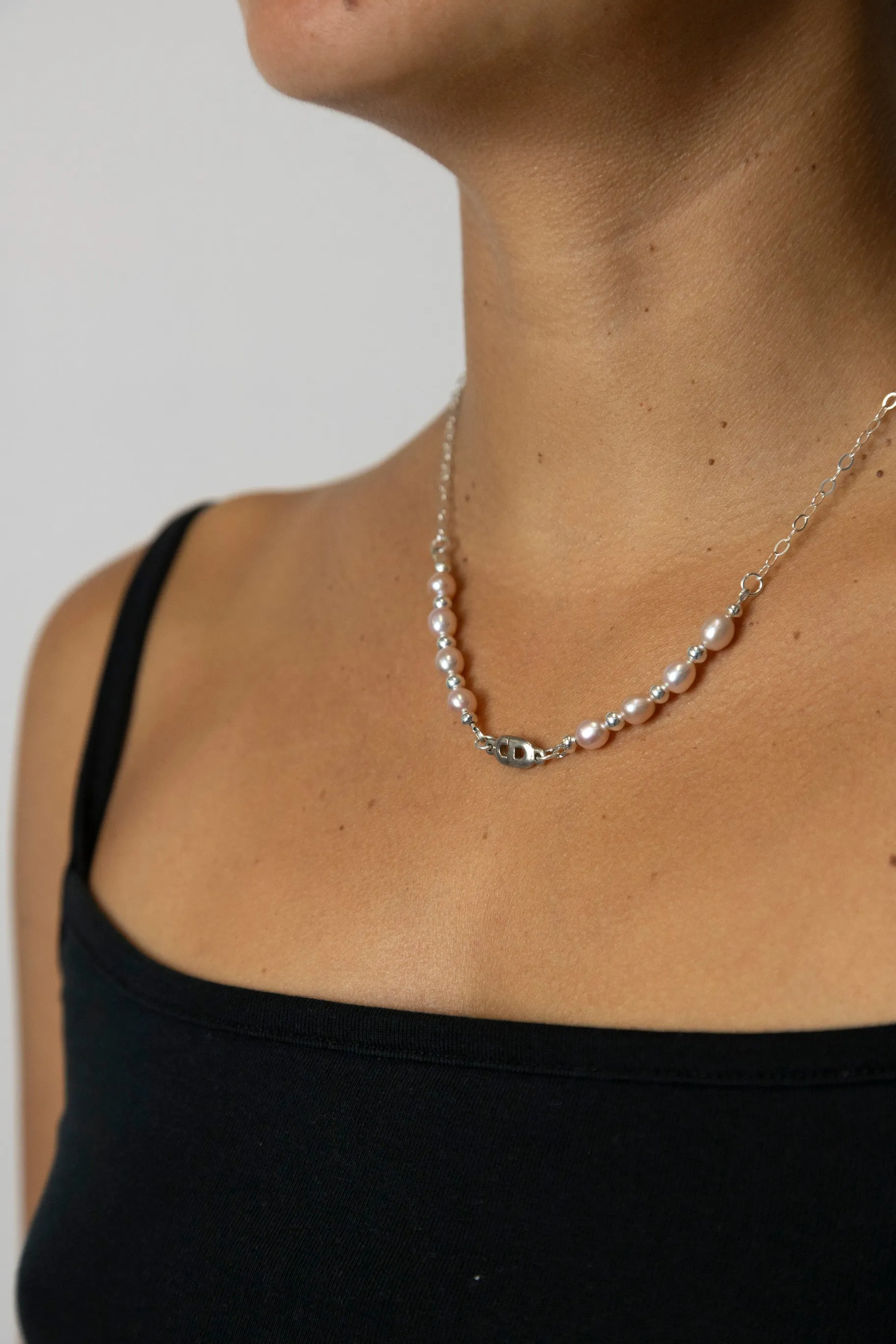 VT Rework : CD Pink Faux Pearl Cable Chain Necklace